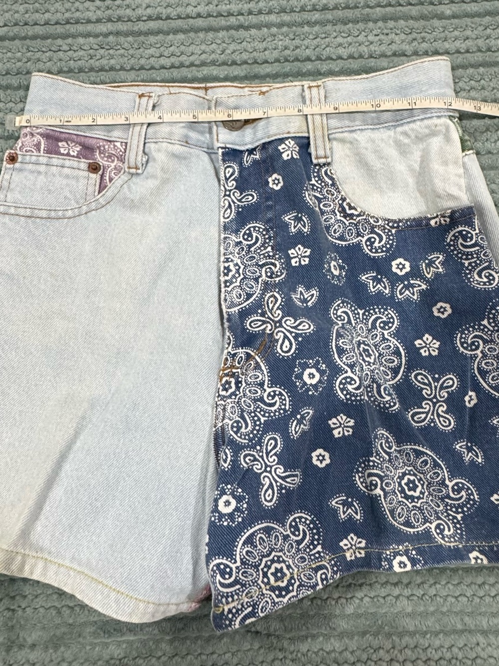 High-Waist Two-Tone Bandana Denim Shorts - Blue/Light Wash